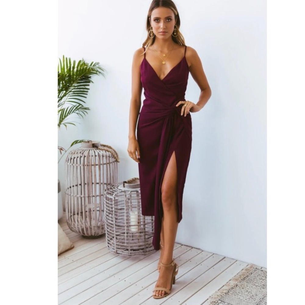 NWT SNDYS. The Label Neo Dress in Wine Wedding Guest, Bridesmaid, Graduation! XS